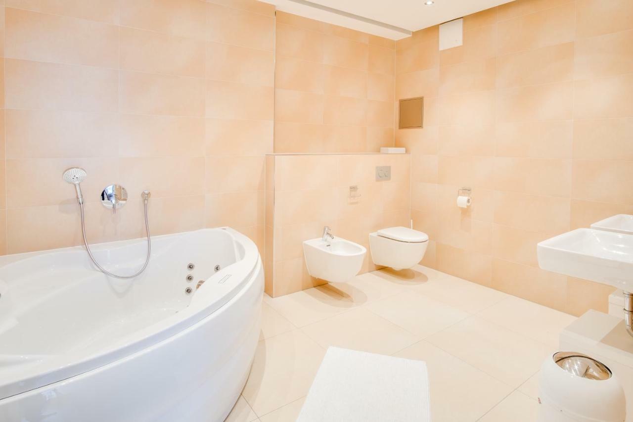 דרזדן Schoene Wohnung Am Dresdner Zwinger מראה חיצוני תמונה